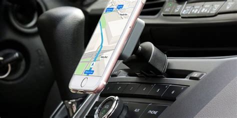 Taking a Look at the Best Car CD Slot Smartphone & Tablet Mounts.